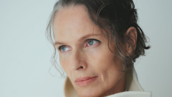 11 Best Concealers for Mature Skin for Smooth, Bright Coverage